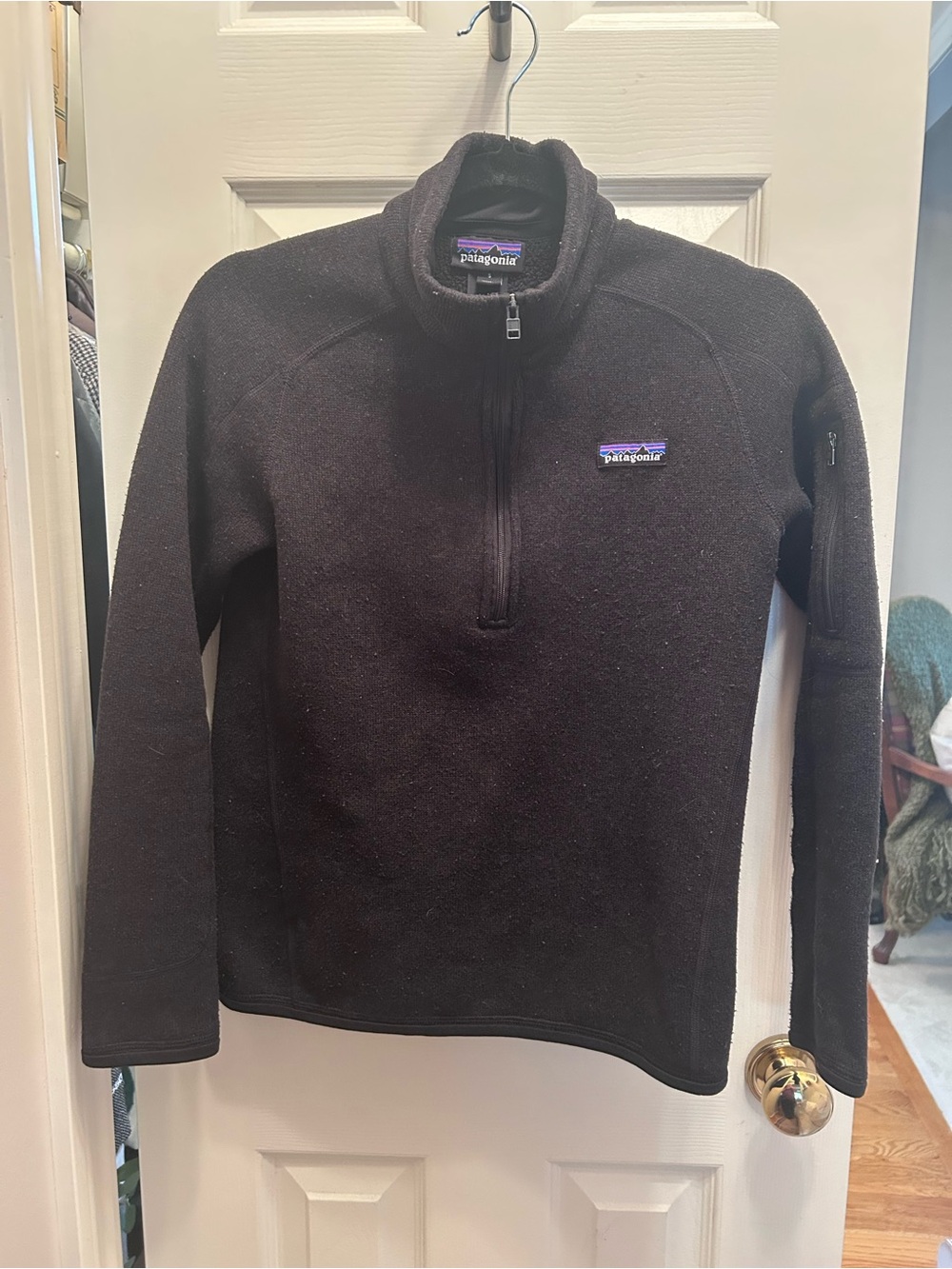Patagonia Better Sweater 1/4 Zip Pullover Fleece Jacket in Black. Size S